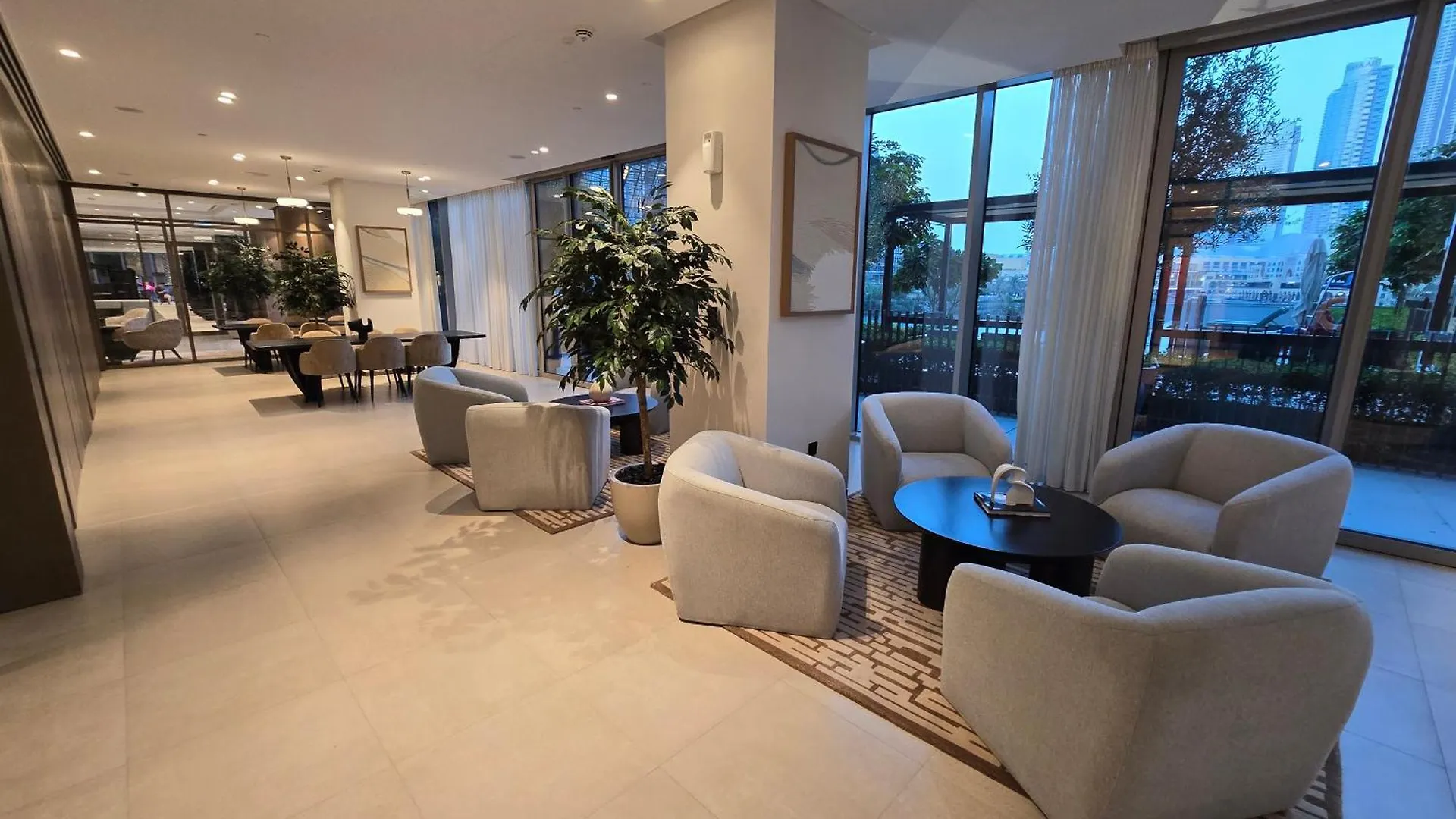 Grande 303 - 2-Bedroom Luxury Apartment With Burj Khalifa And Opera Views Dubaj