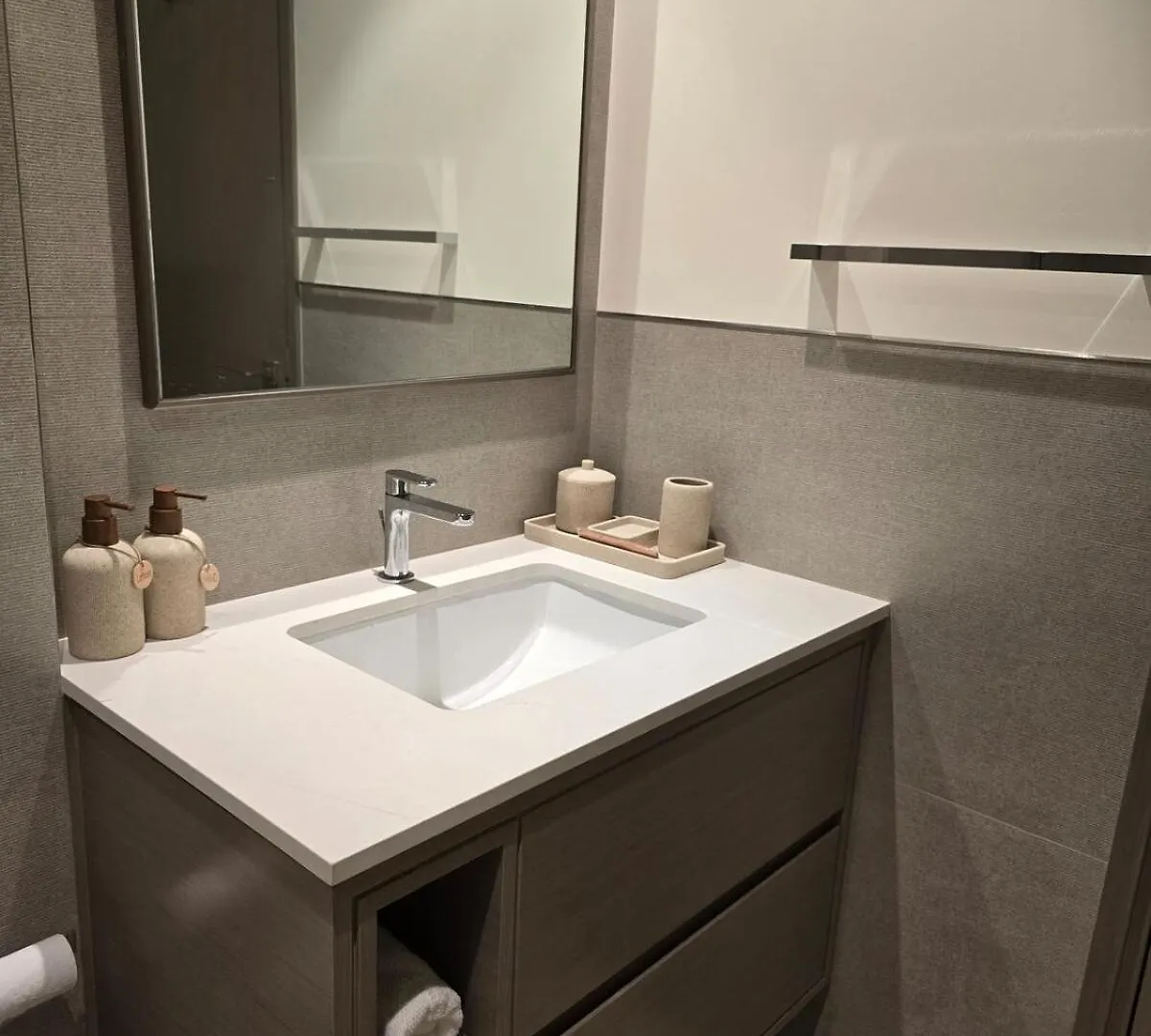 Grande 303 - 2-Bedroom Luxury Apartment With Burj Khalifa And Opera Views Dubaj