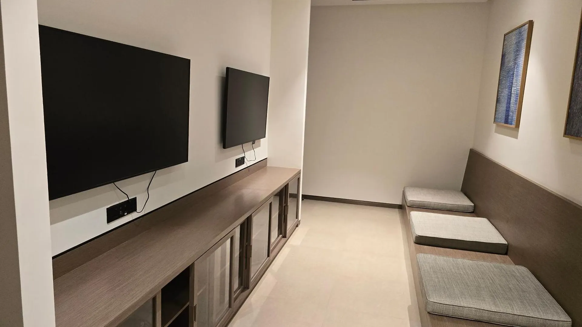 Grande 303 - 2-Bedroom Luxury Apartment With Burj Khalifa And Opera Views Dubai